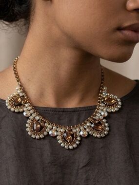 Topaz Aurora Borealis Rhinestone 1950 Choker With Molded Art Glass Leave **READ*